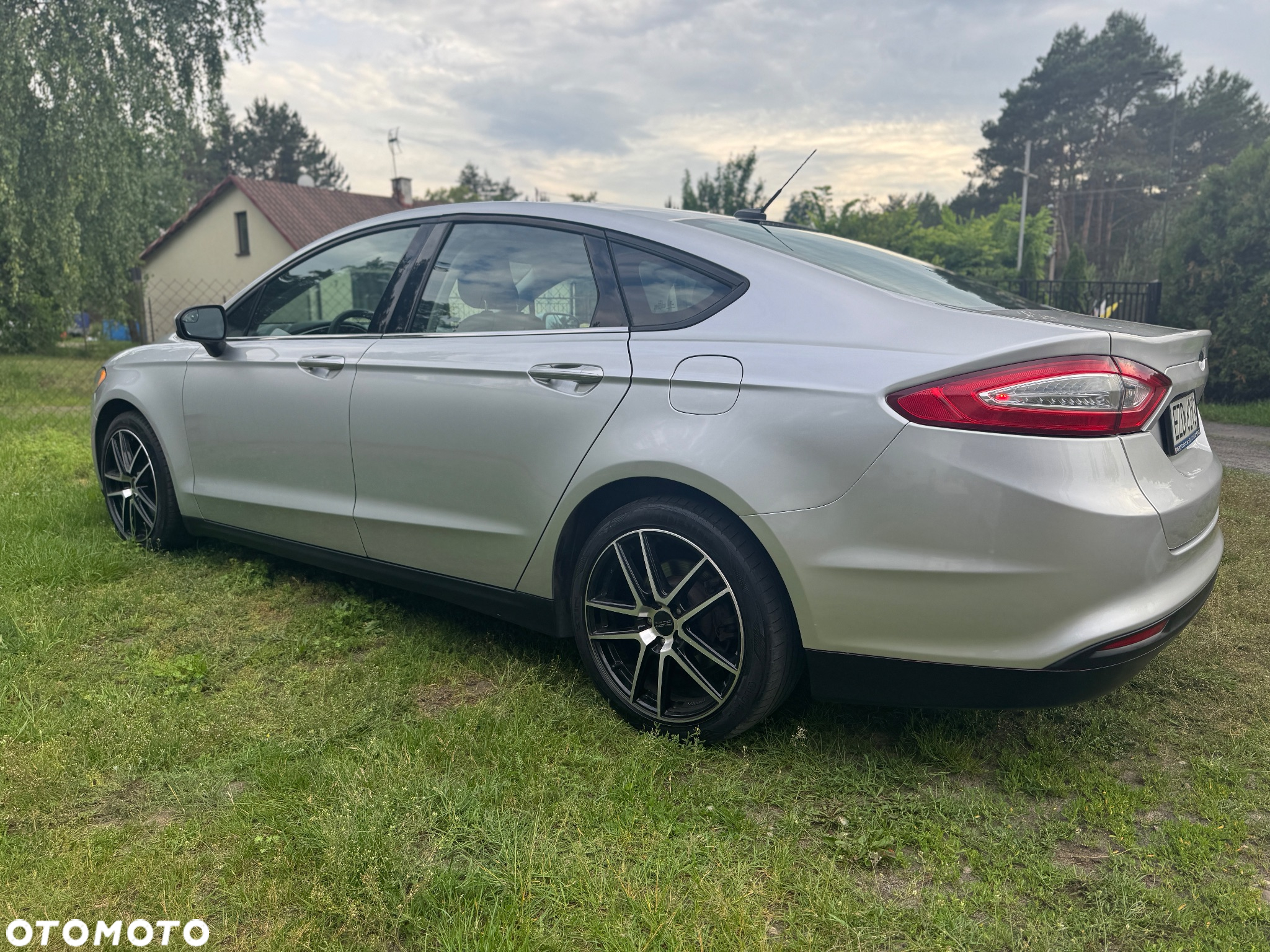 Ford Fusion - 15