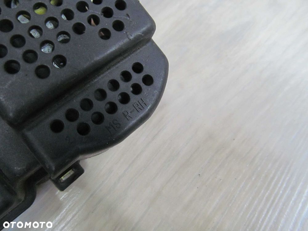 KIA MAGENTIS 00-05 SILOWNIK ZAMKA DRZWI PT 95780-3C000 - 3