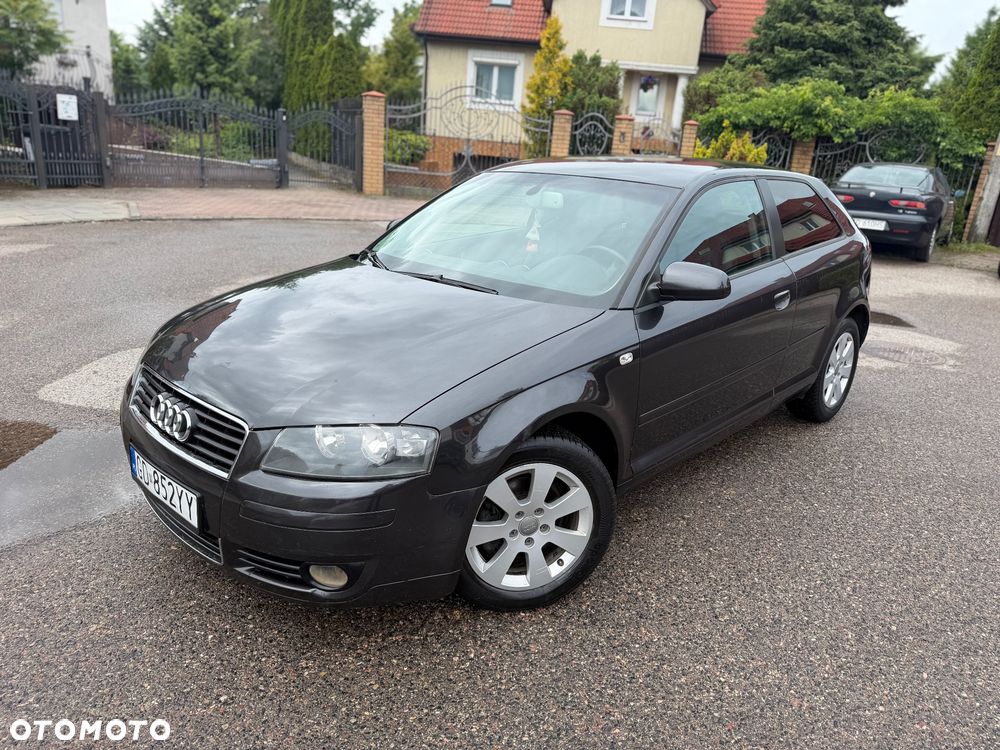 Audi A3 3-drzwiowe 2.0 TDI Attraction - 1