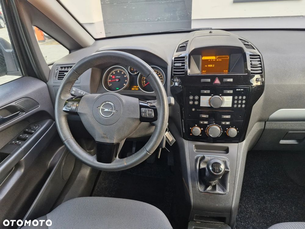 Opel Zafira 1.8 Active - 11