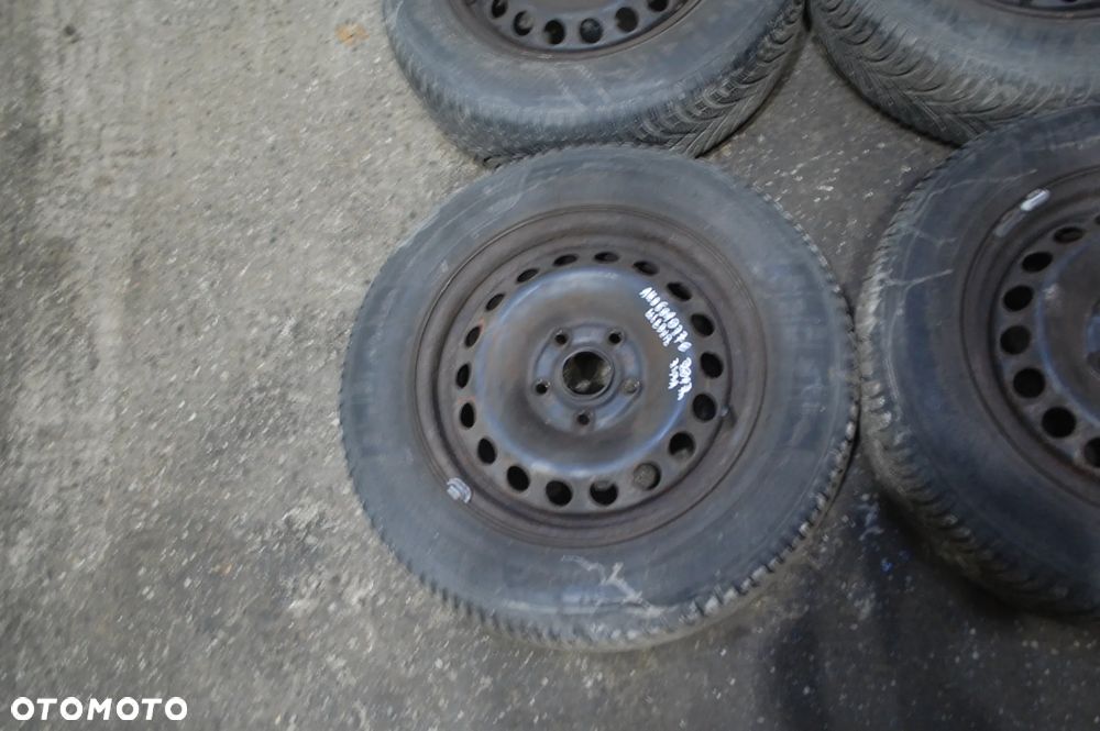 FELGI STALOWE + OPONY ZIMOWE 1K0601027C 5X112 ET47 6J VW GOLF V TOURAN 195/65R15 - 17