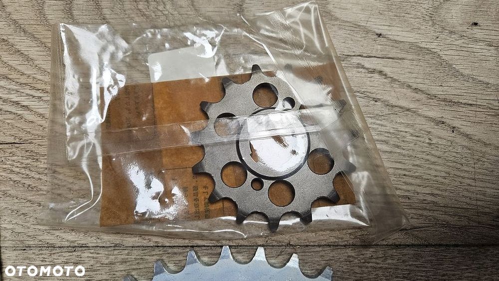 Oryginalny zestaw napędowy Yamaha XT 550  5Y1-W001A-00 - 4