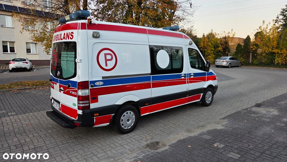 Mercedes-Benz SPRINTER - 2
