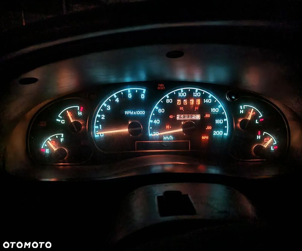 Ford Ranger - 16