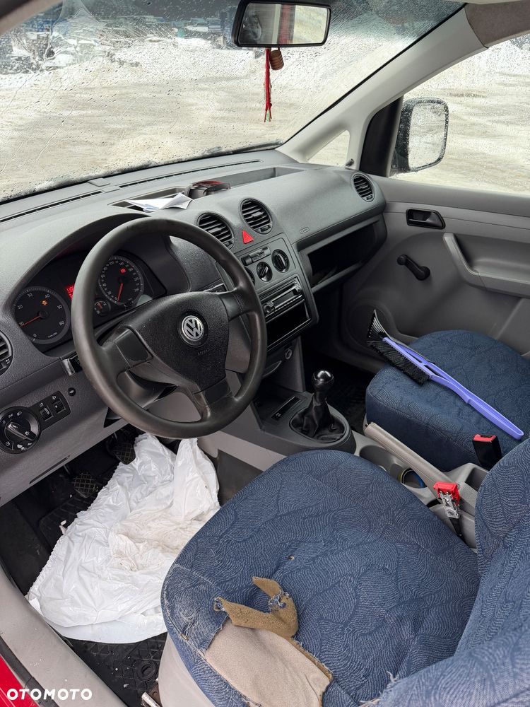Volkswagen Caddy - 5