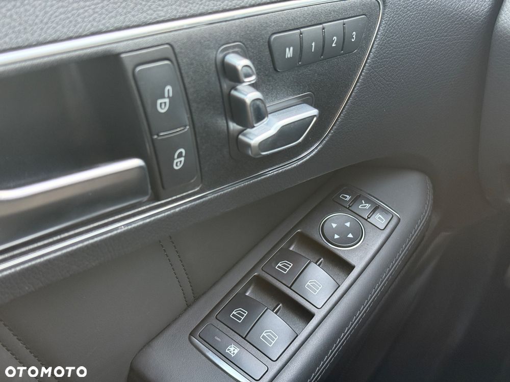 Mercedes-Benz Klasa E 63 AMG 4Matic AMG Speedshift MCT - 25