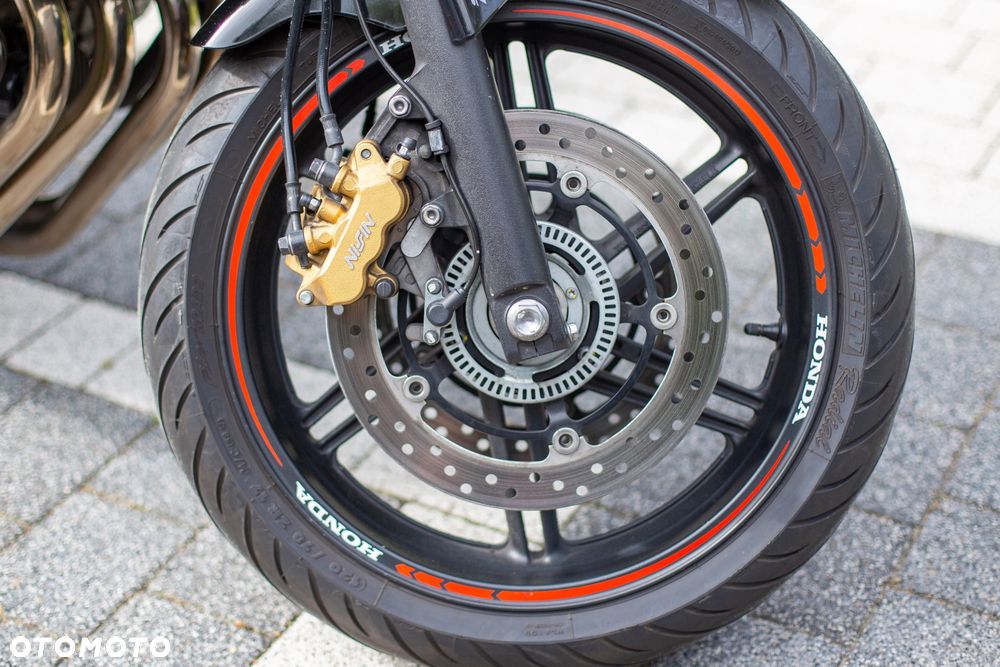 Honda CBF - 15