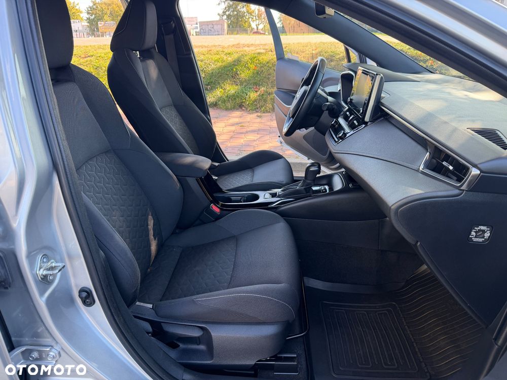 Toyota Corolla 1.8 Hybrid Comfort - 26