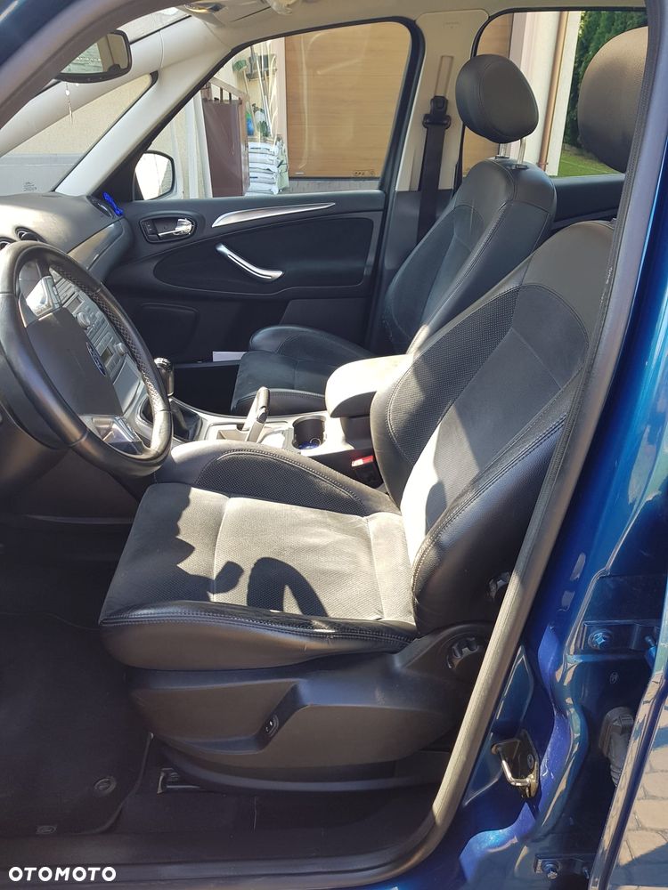 Ford S-Max - 7