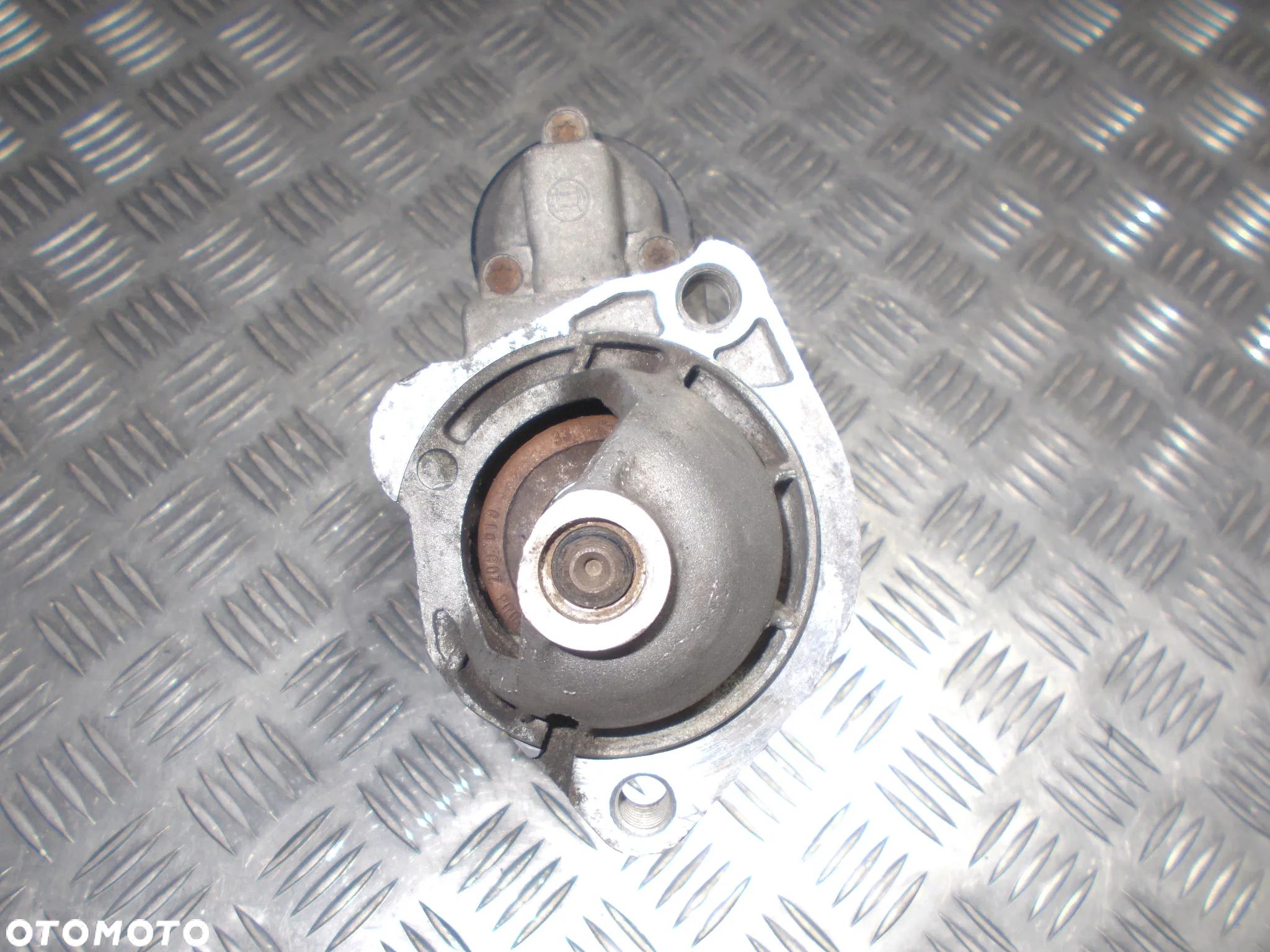 Audi A4 (B6 B7) A6 (C4 C5) Skoda Superb VW Passat B5 rozrusznik 1.9 2.0 TDI 3.0 - 1