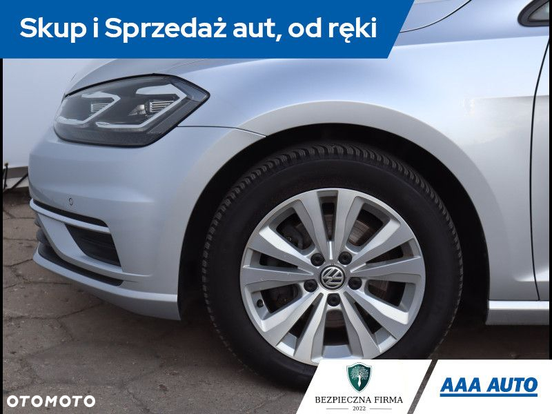 Volkswagen Golf - 14