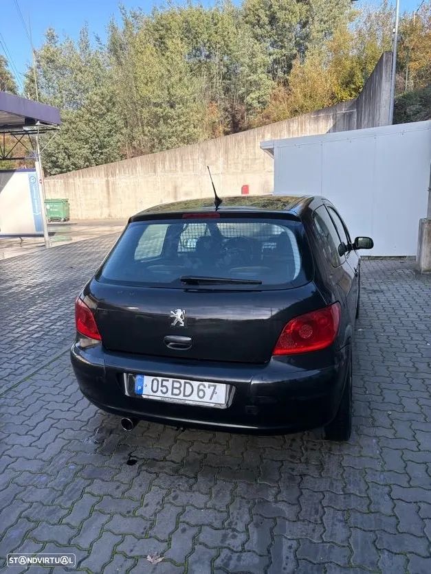 Peugeot 307 HDi 110 OXYGO - 2