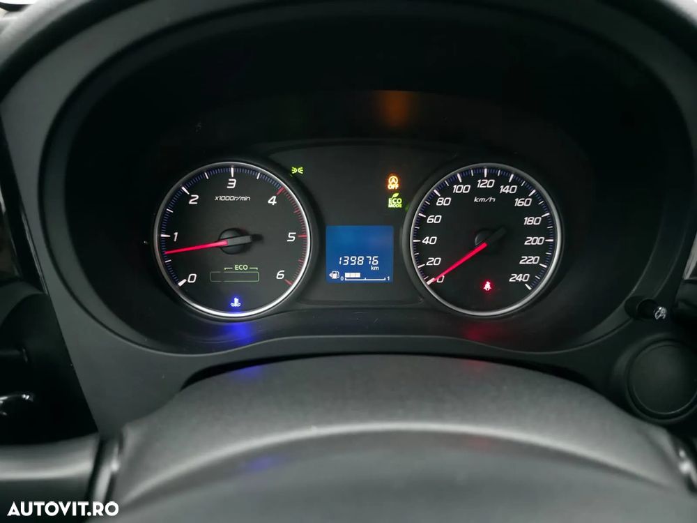 Mitsubishi Outlander - 7