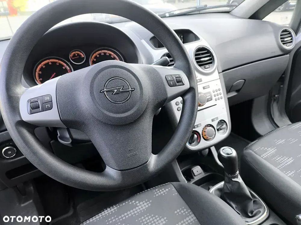 Opel Corsa - 7