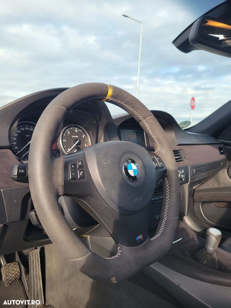 BMW Seria 3 325d - 12
