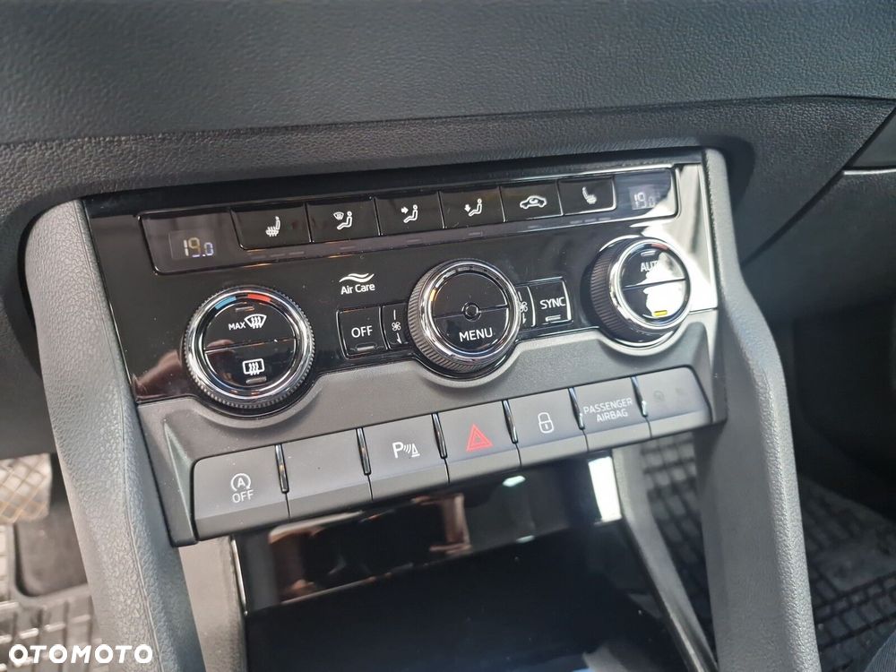Skoda Karoq 1.5 TSI ACT Selection DSG - 16