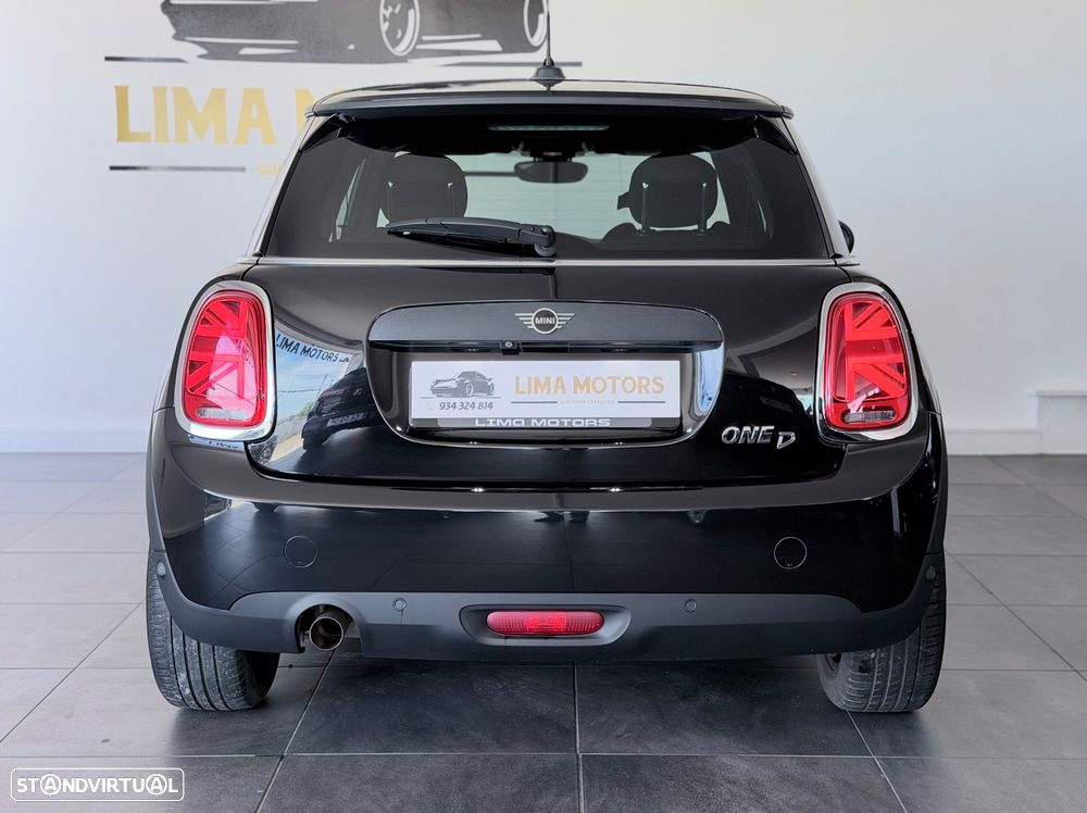 MINI 3 Portas One D - 7