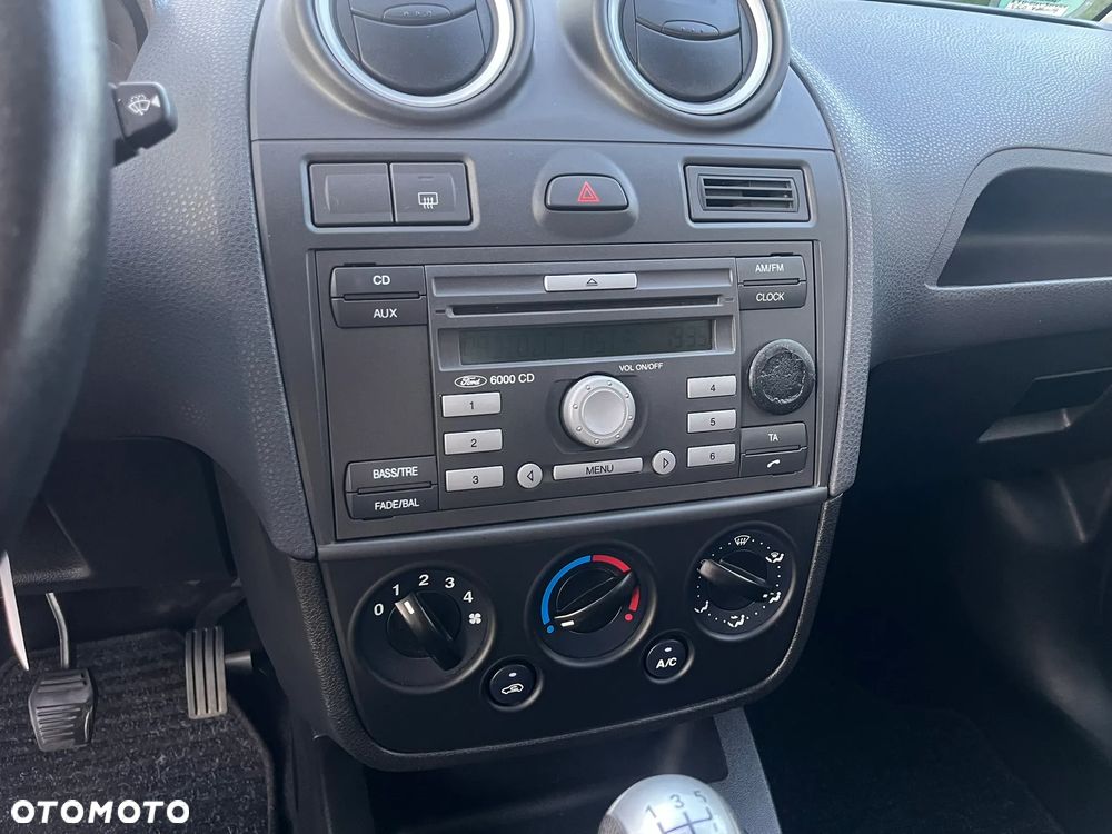 Ford Fiesta 1.4 Connection - 23