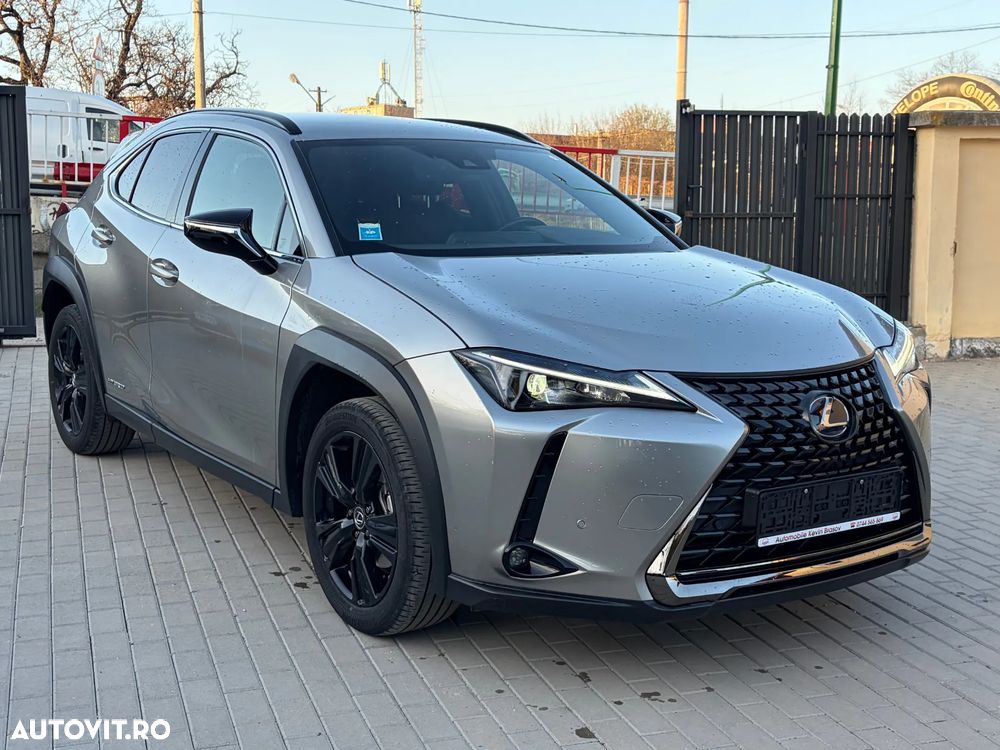 Lexus UX - 14