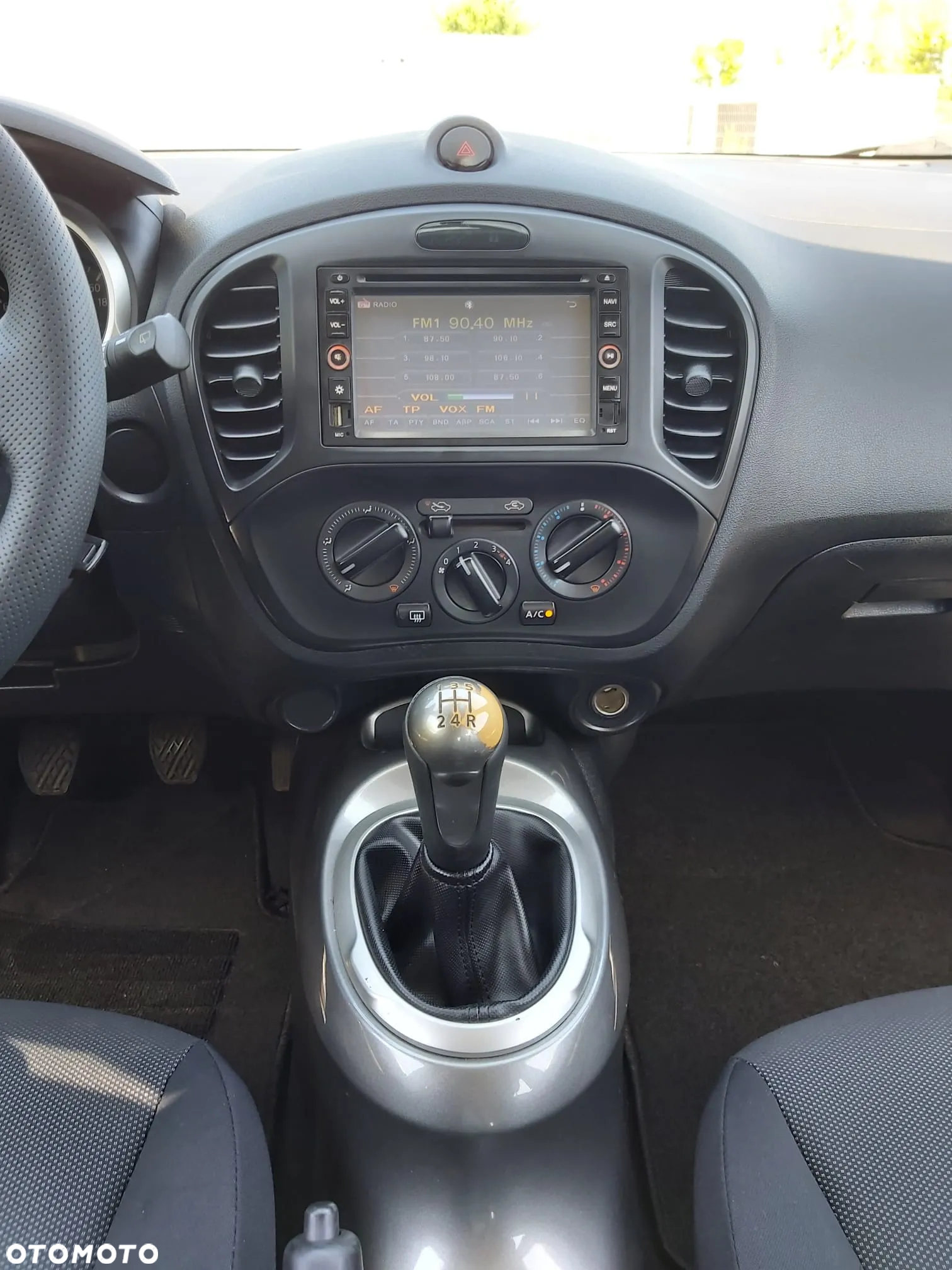 Nissan Juke 1.6 Visia Plus - 25