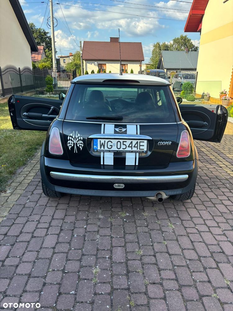 MINI Cooper Standard - 12