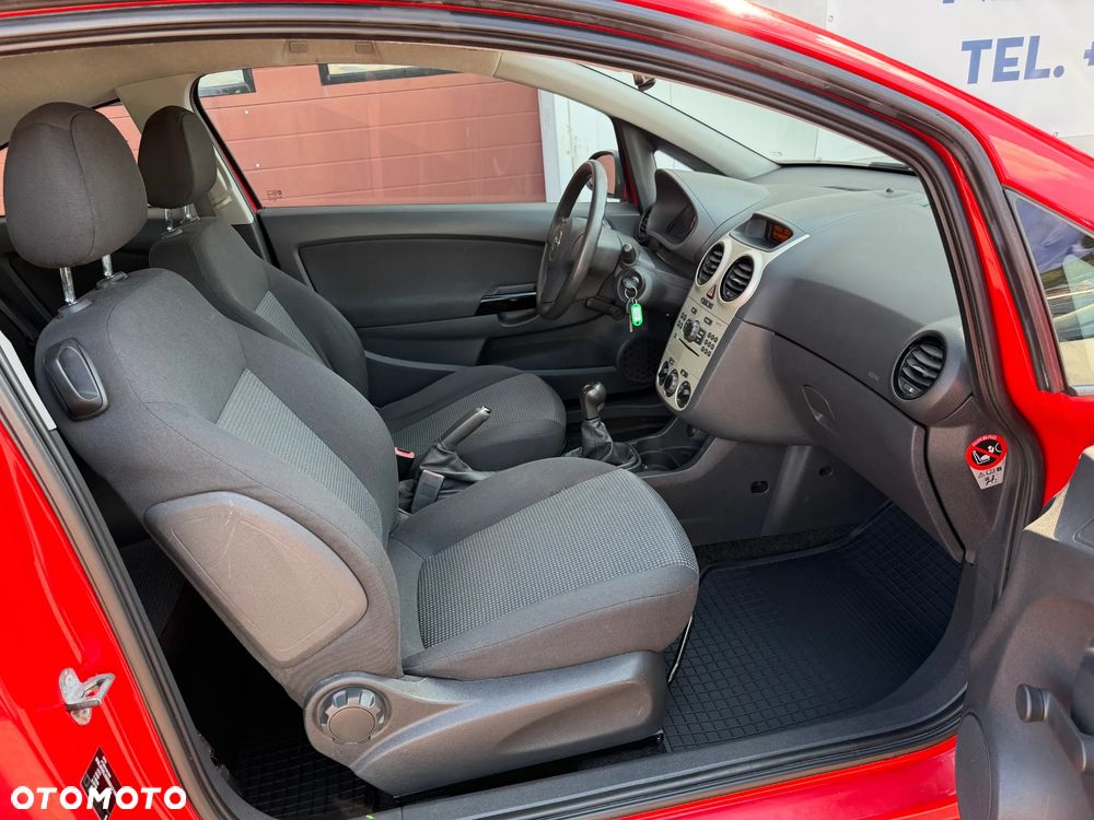 Opel Corsa 1.2 16V Essentia - 25