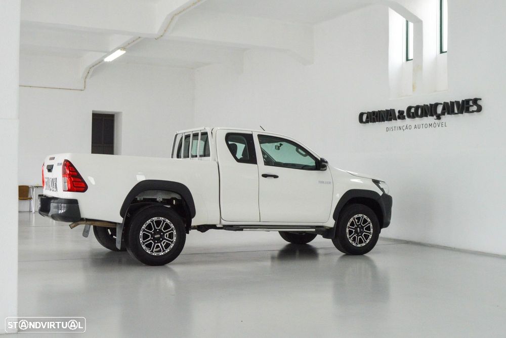 Toyota Hilux 2.4 D-4D 4X2 Cabine Extra 3L - 51