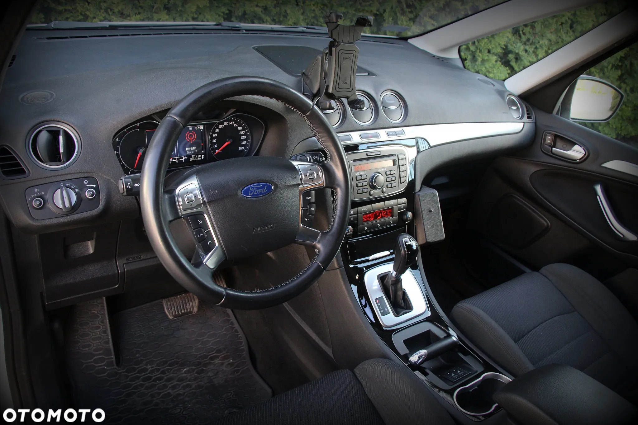 Ford Galaxy 2.0 TDCi Ghia - 12