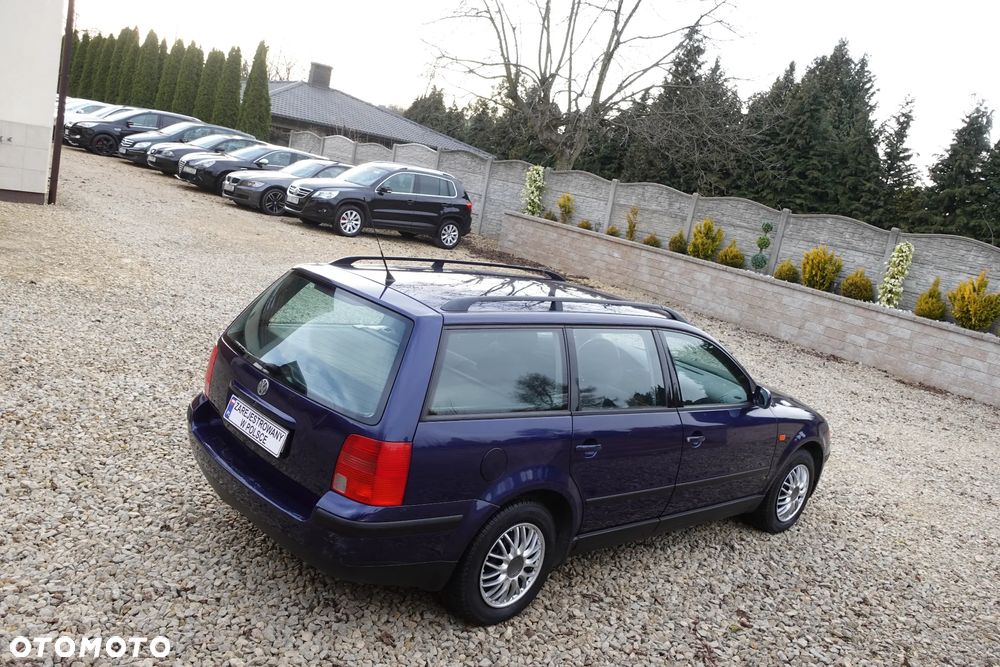 Volkswagen Passat - 10