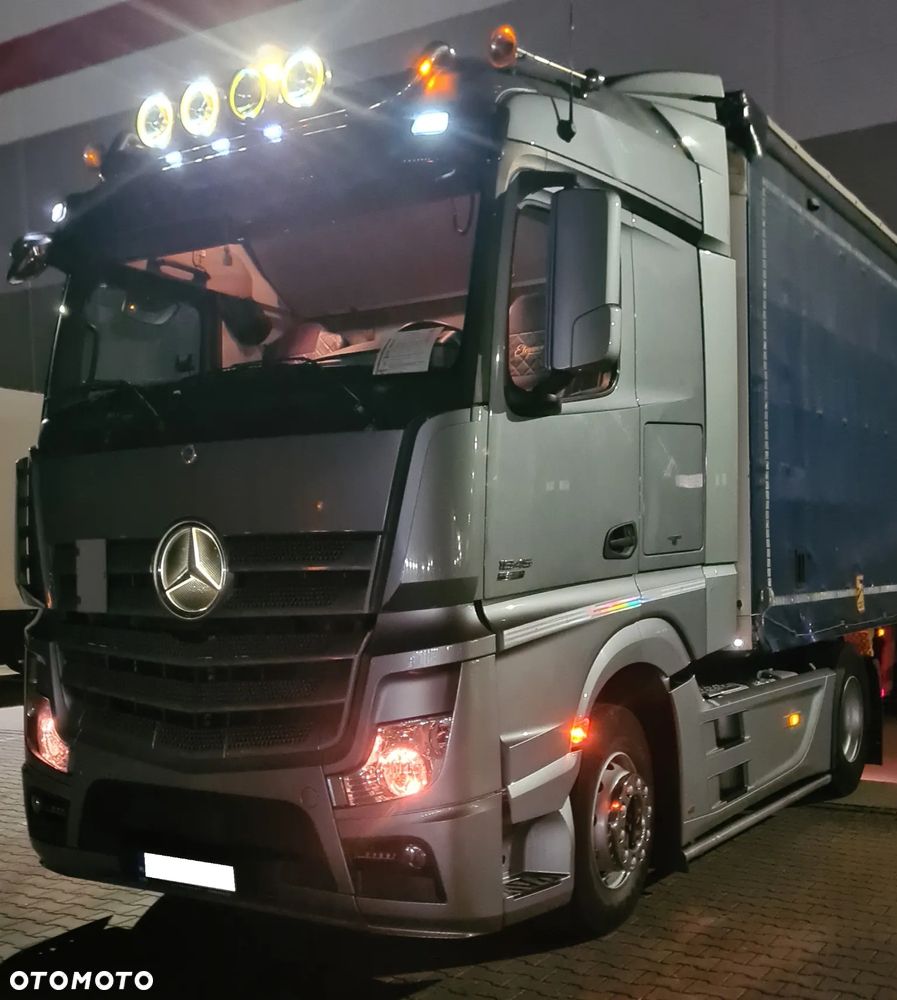 Mercedes-Benz Actros - 10