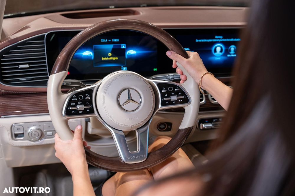 Mercedes-Benz GLS - 14