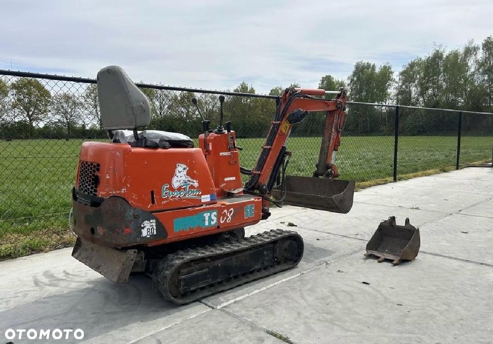 Kubota TS 08 - 3