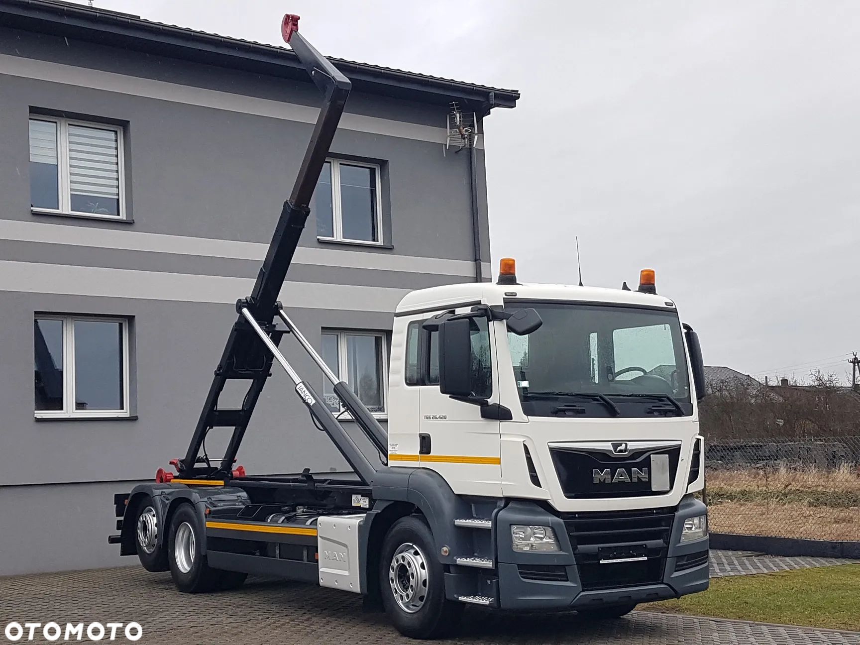 MAN TGS 26.420 E6 HAKOWIEC HS20 6x2 3-OSIE KLIMA - 1