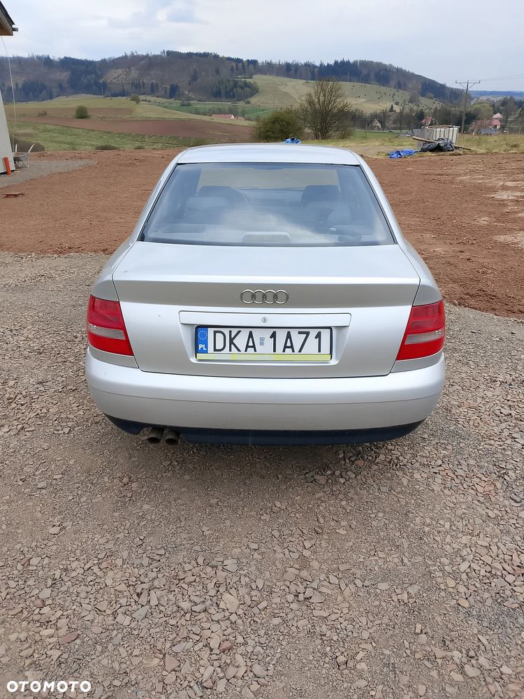Audi A4 Limousine 1.8T - 8