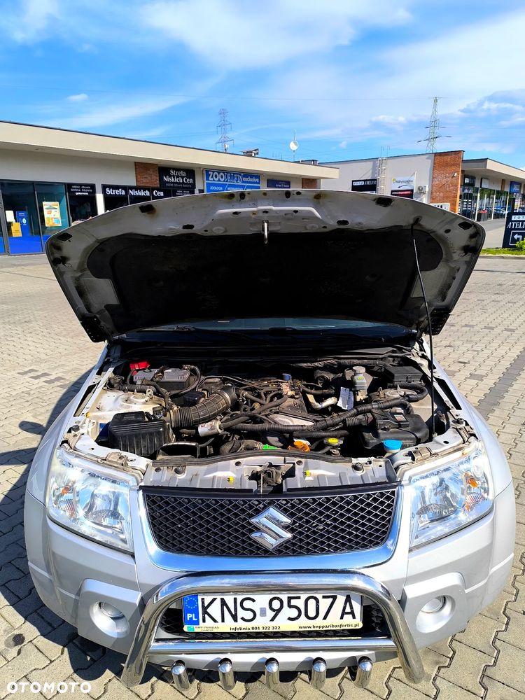 Suzuki Grand Vitara 1.6 - 8