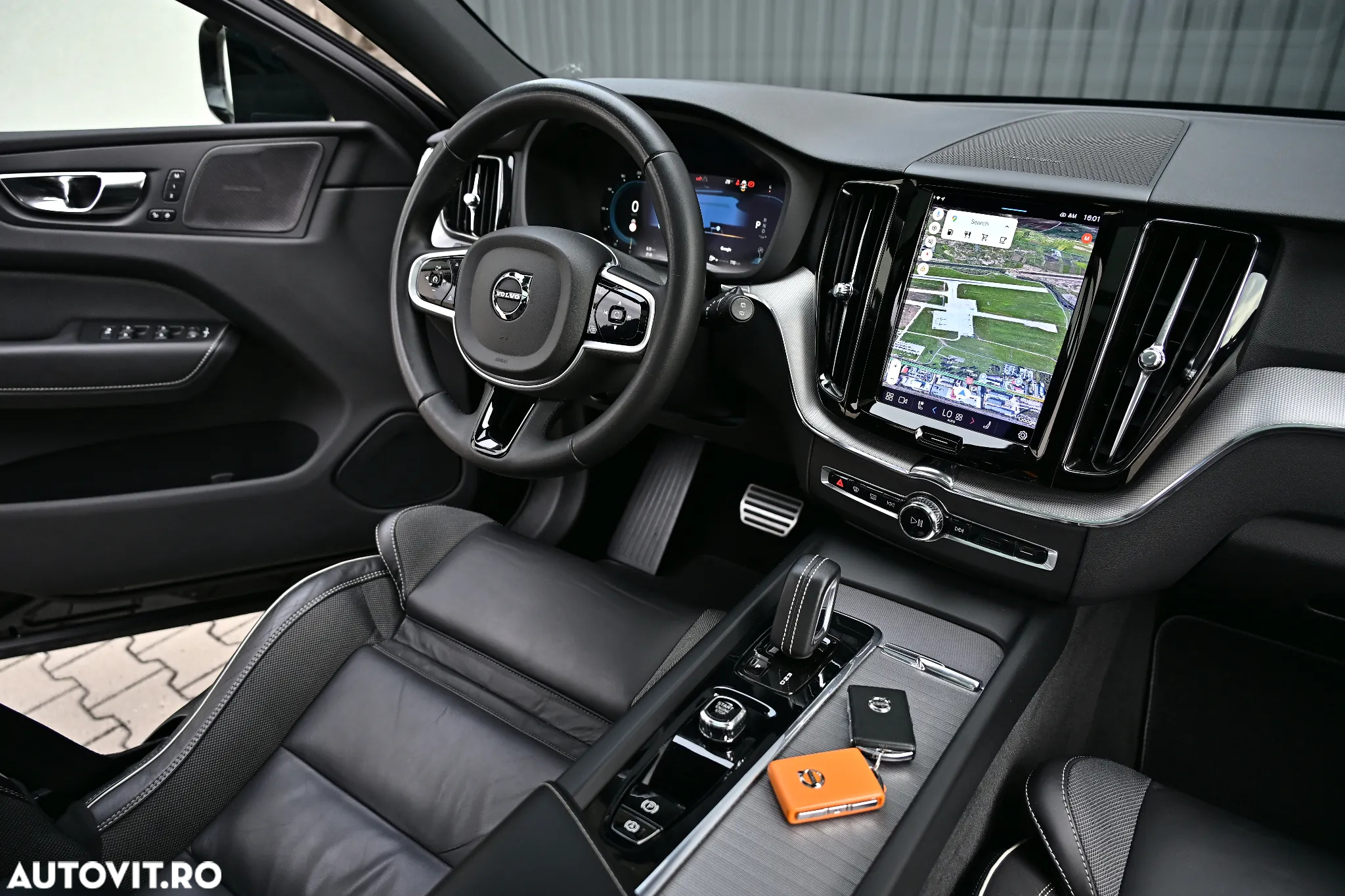 Volvo XC 60 B4 MHEV AT8 AWD R-Design - 8