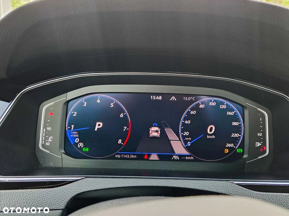 Volkswagen Passat 2.0 TSI Elegance DSG - 24