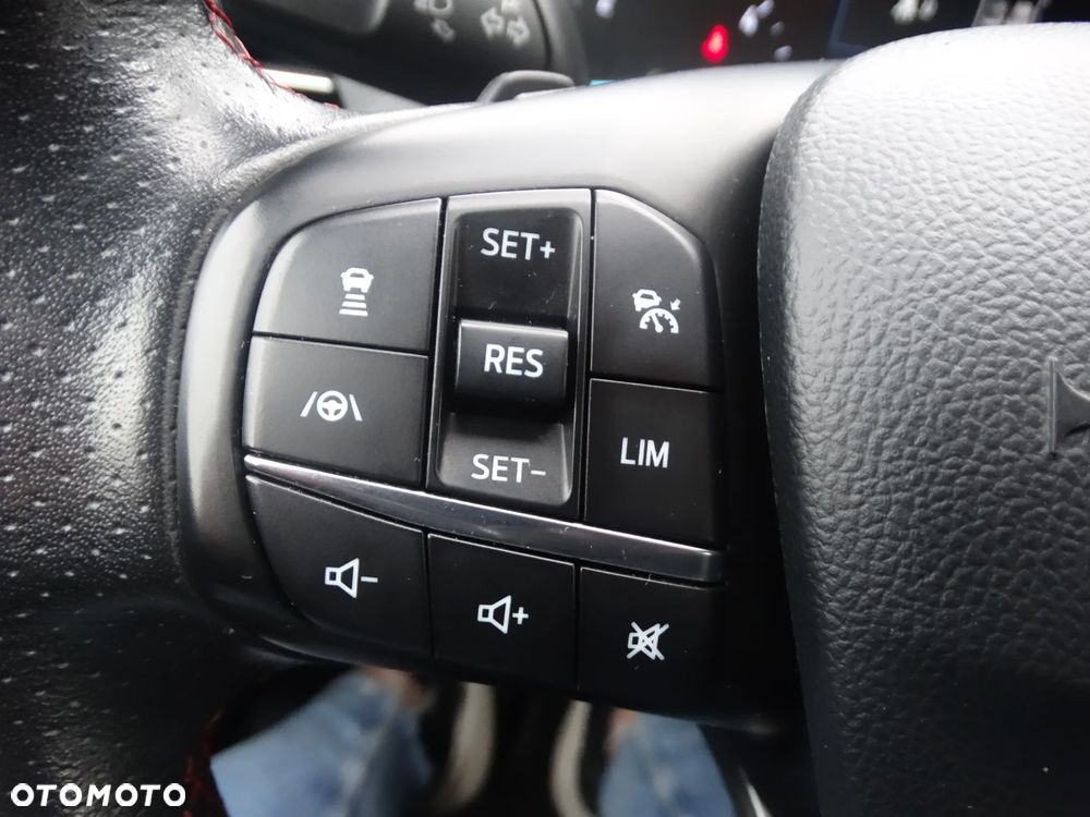 Ford Focus - 17