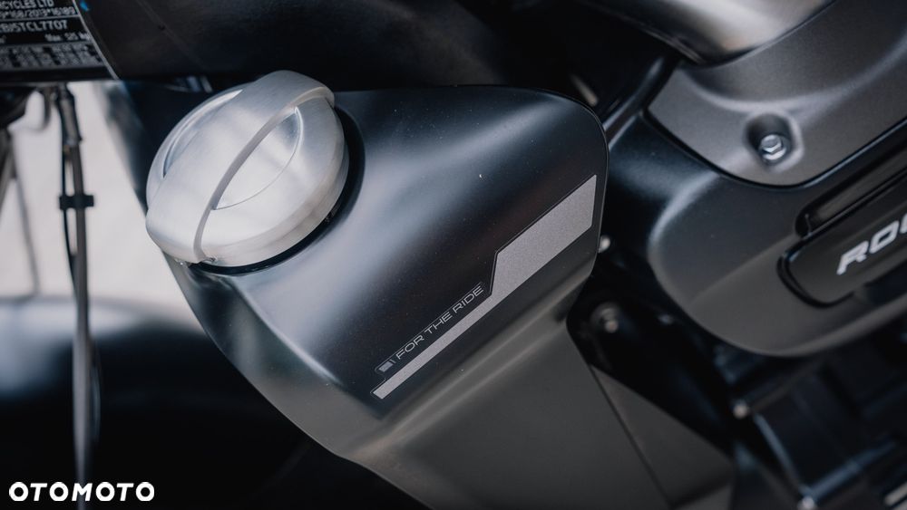 Triumph Rocket - 38