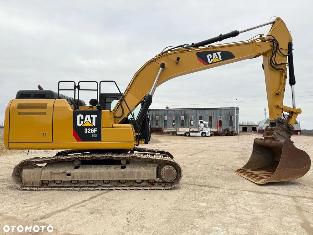 Caterpillar 326 FLN - 5