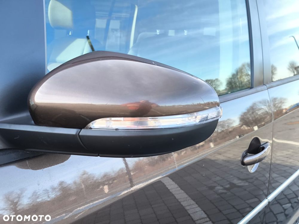 Volkswagen Touran 1.4 TSI EcoFuel DSG Comfortline - 8