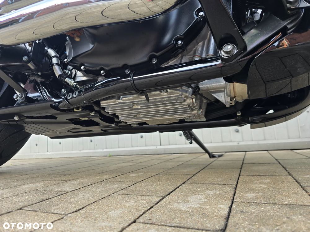 Suzuki Boulevard - 8