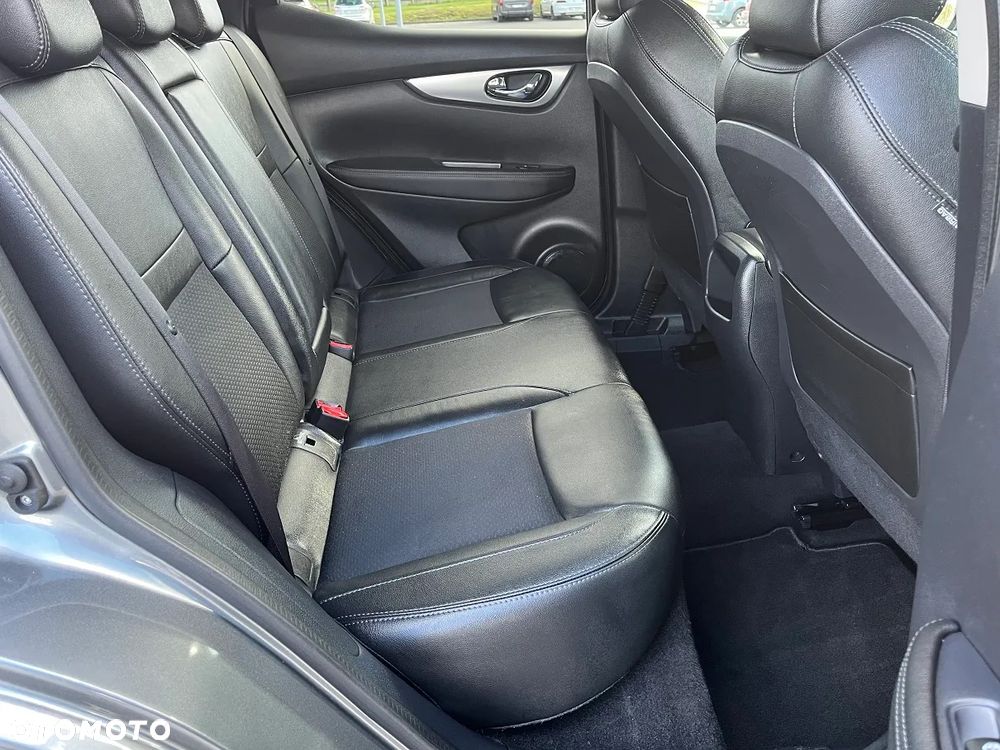 Nissan Qashqai 1.6 DIG-T Tekna+ - 17