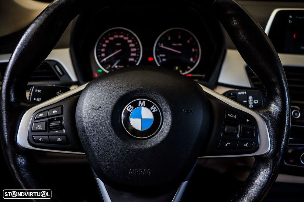 BMW X1 18 d sDrive Advantage Auto - 17