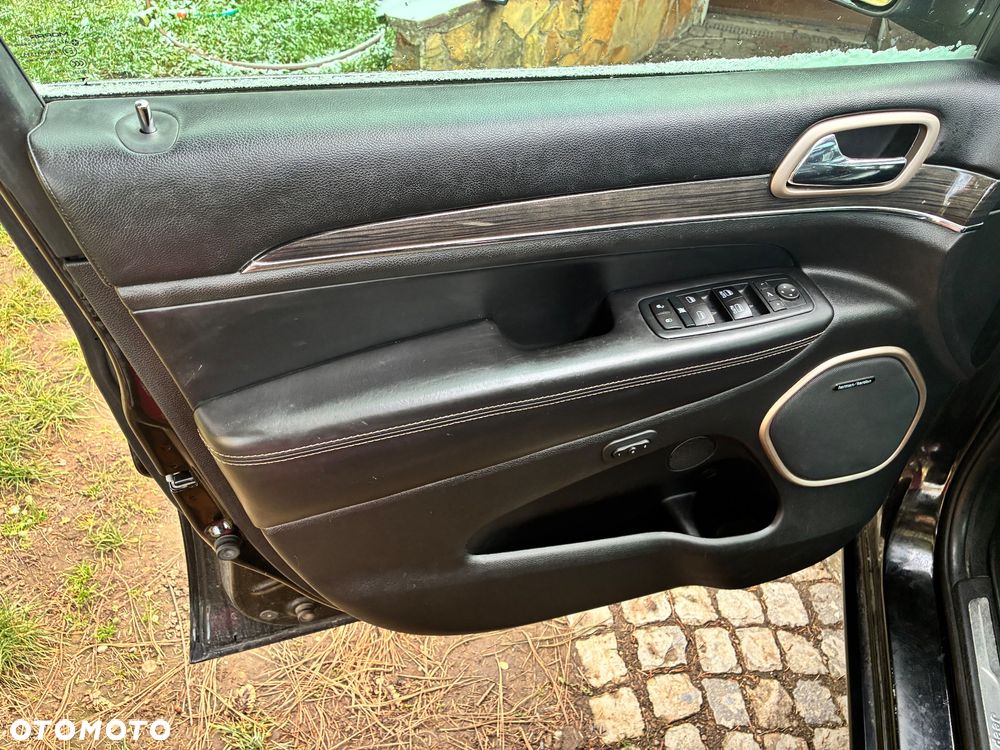 Jeep Grand Cherokee 5.7 V8 HEMI 4WD Automatik Overland - 25