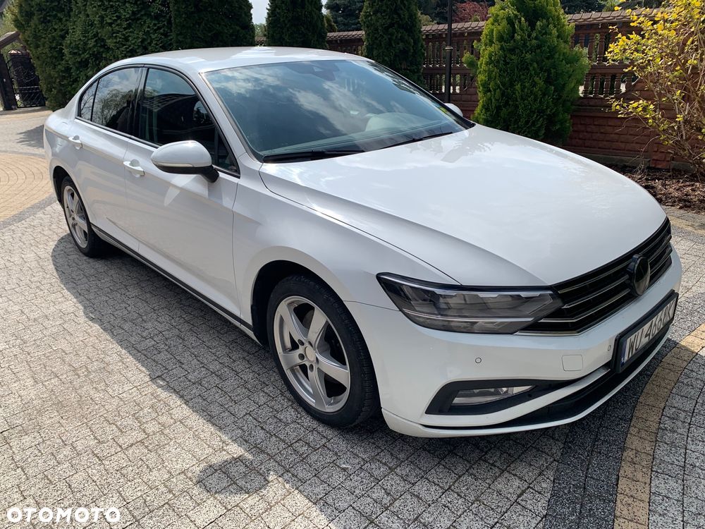 Volkswagen Passat 2.0 TDI EVO Elegance - 11