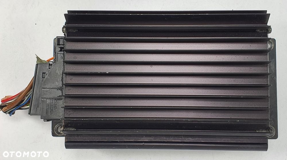 WZMACNIACZ AUDIO BOSE MERCEDES W209 A2098200289 - 1