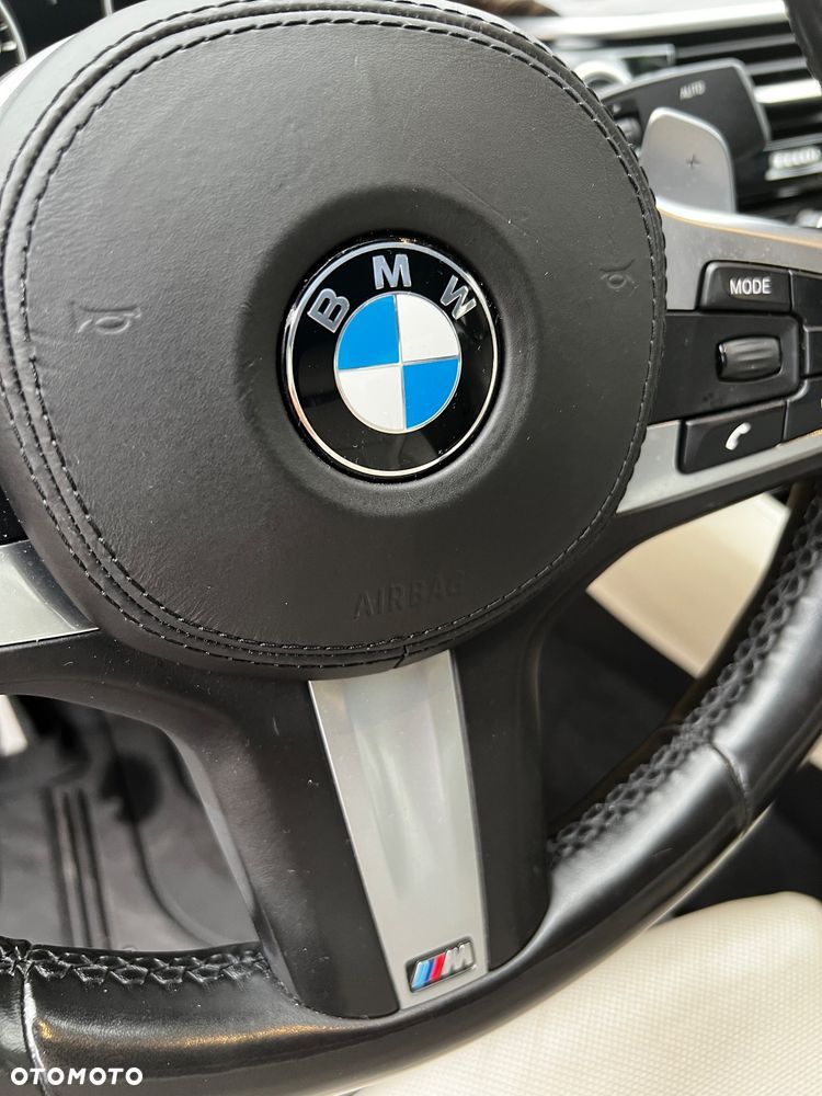 BMW Seria 5 520d xDrive M Sport sport - 24