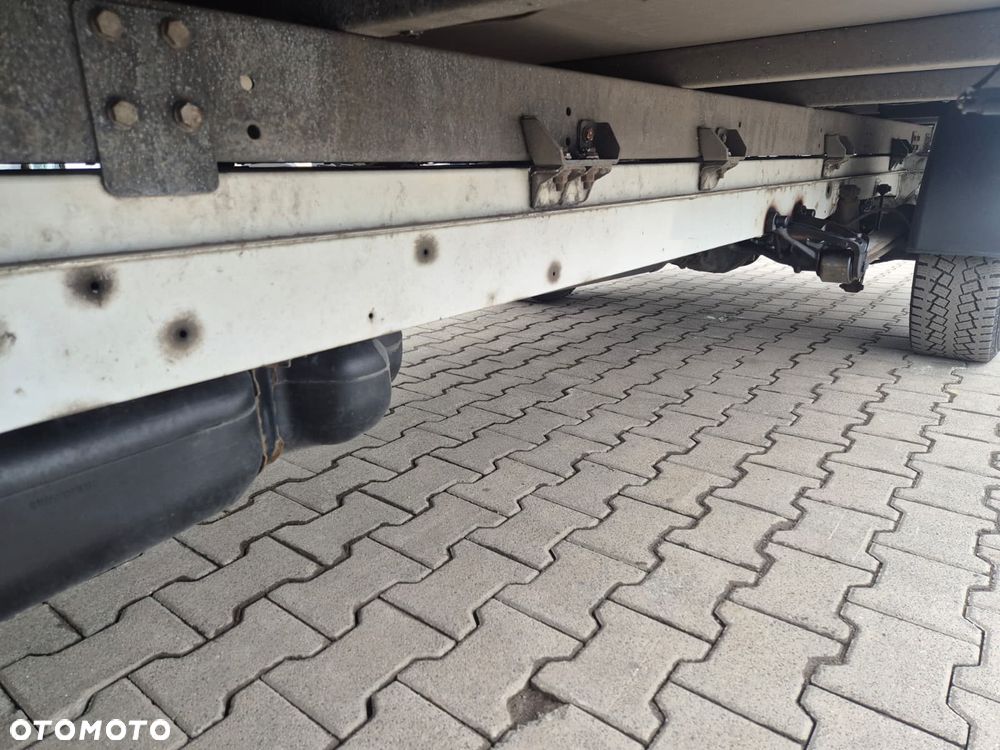 Mercedes-Benz Sprinter 316 CDi / KONTENER / WINDA  / TEMPOMAT / 3 MIEJSCA / 1 WŁ / SERWISOWANY - 17