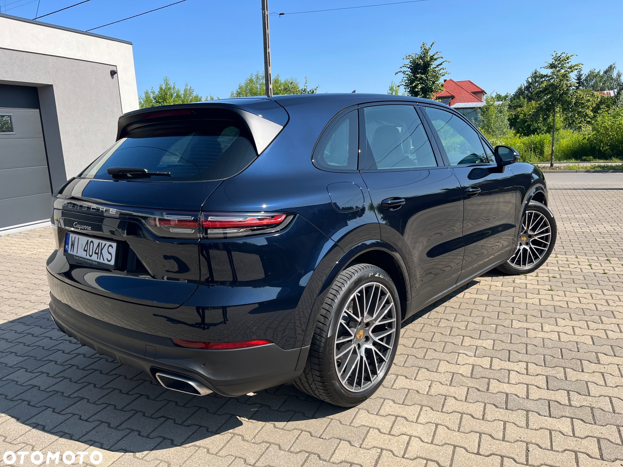Porsche Cayenne Platinum Edition - 3